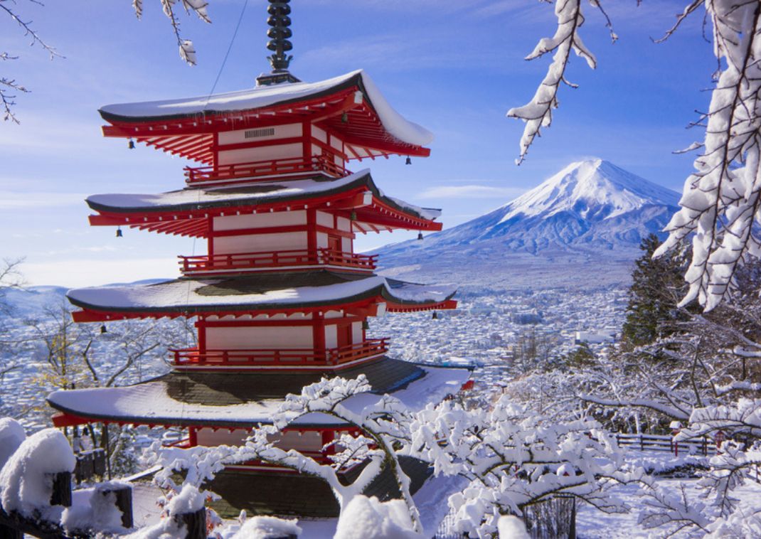 Pagoda Chureito del Monte Fuji en invierno