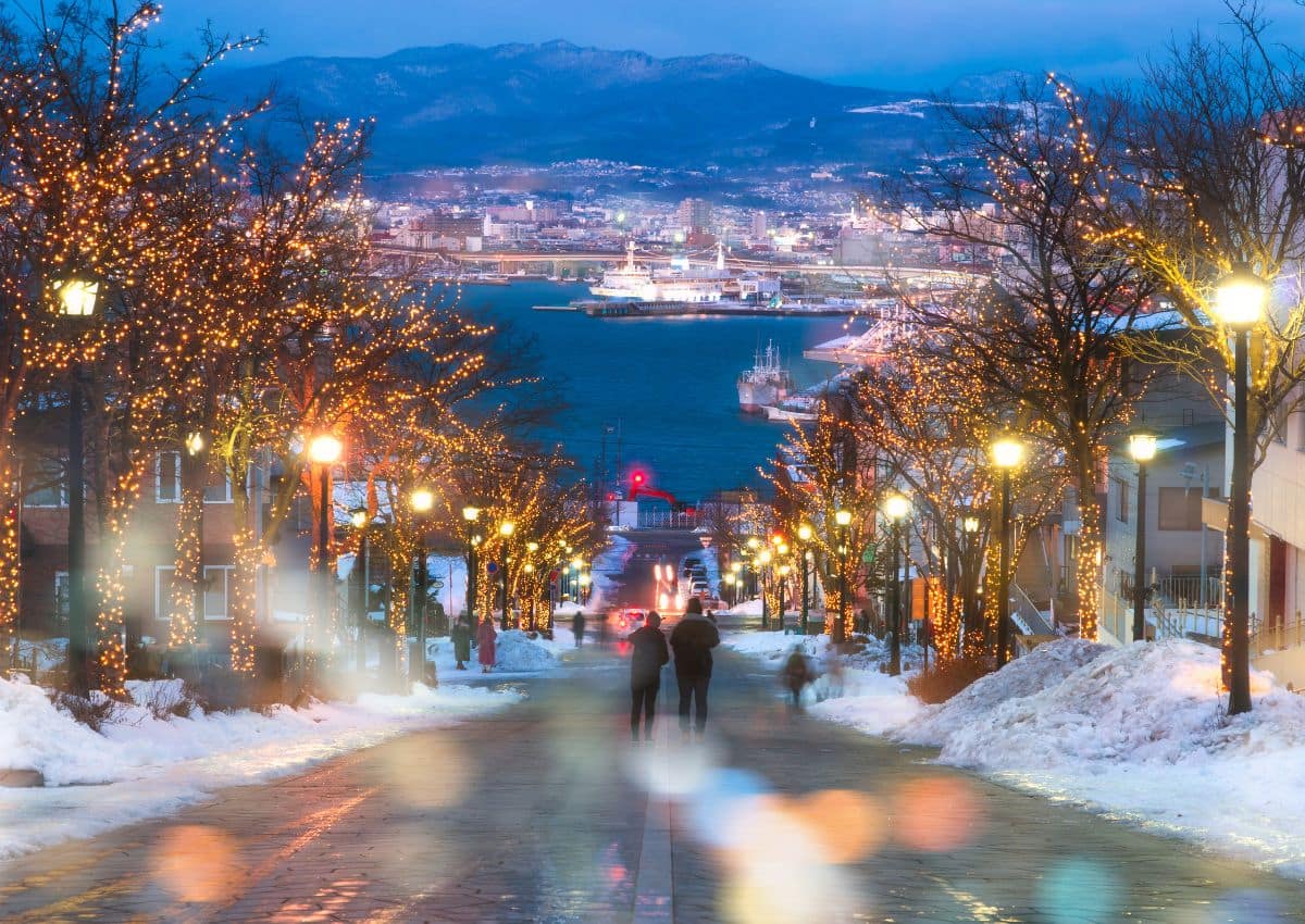  Calle romántica con decoración navideña, Hokkaido