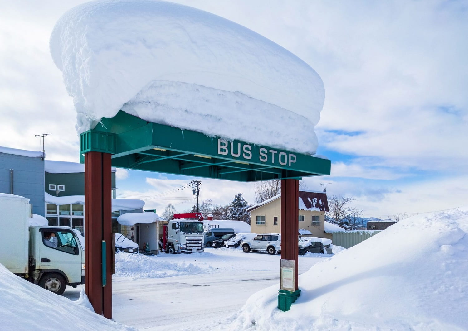 Parada de bus en Niseko, Hokkaido, Japón