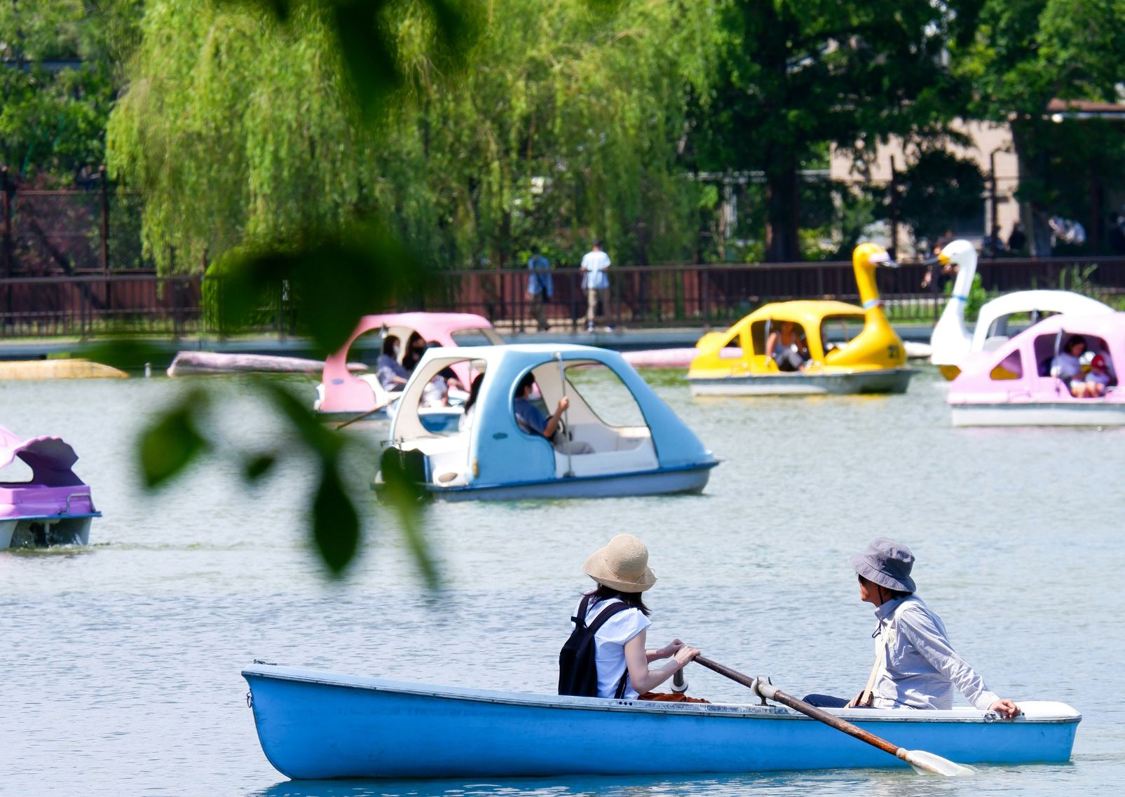 Barco para parejas en el Parque de Ueno, Tokio