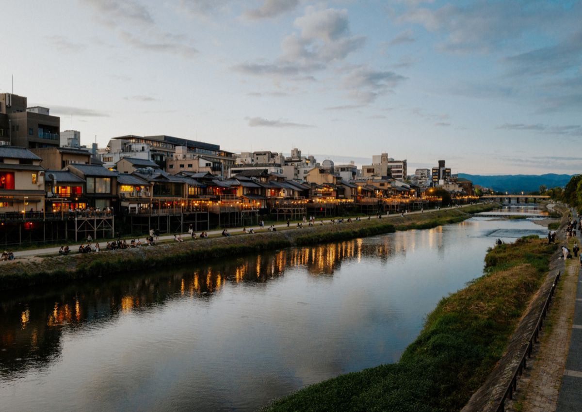 Vistas al río de Kamo en Kioto