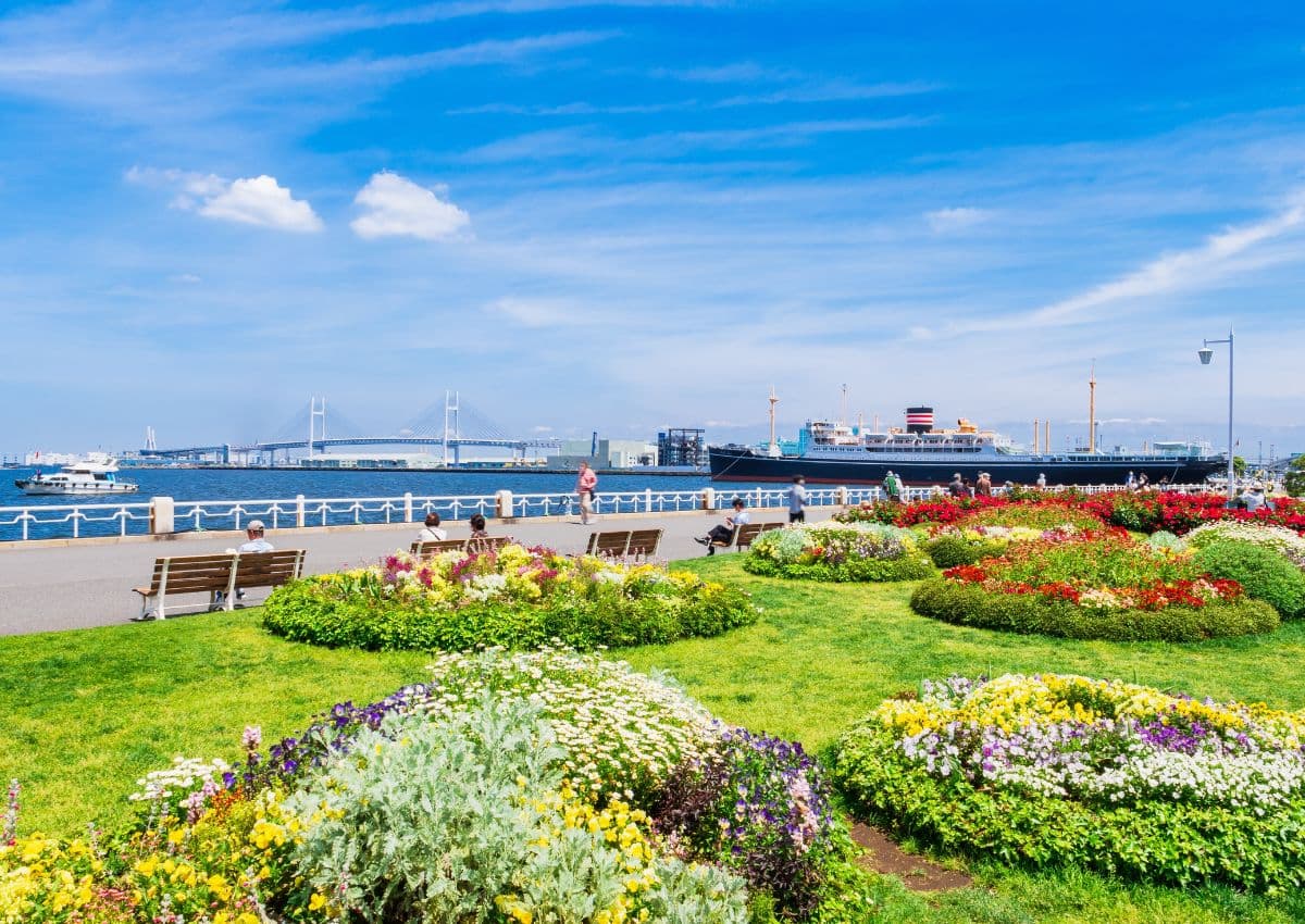 La primavera en la zona de la bahía de Yokohama, el parque Yamashita