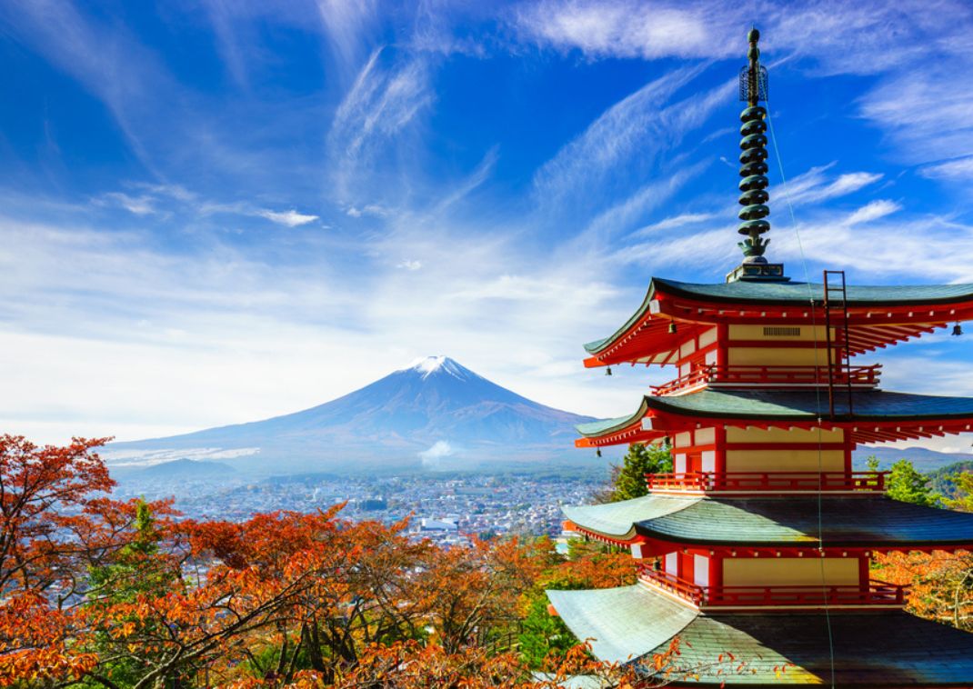  Monte Fuji con pagoda roja en otoño, Fujiyoshida, Japón</p>