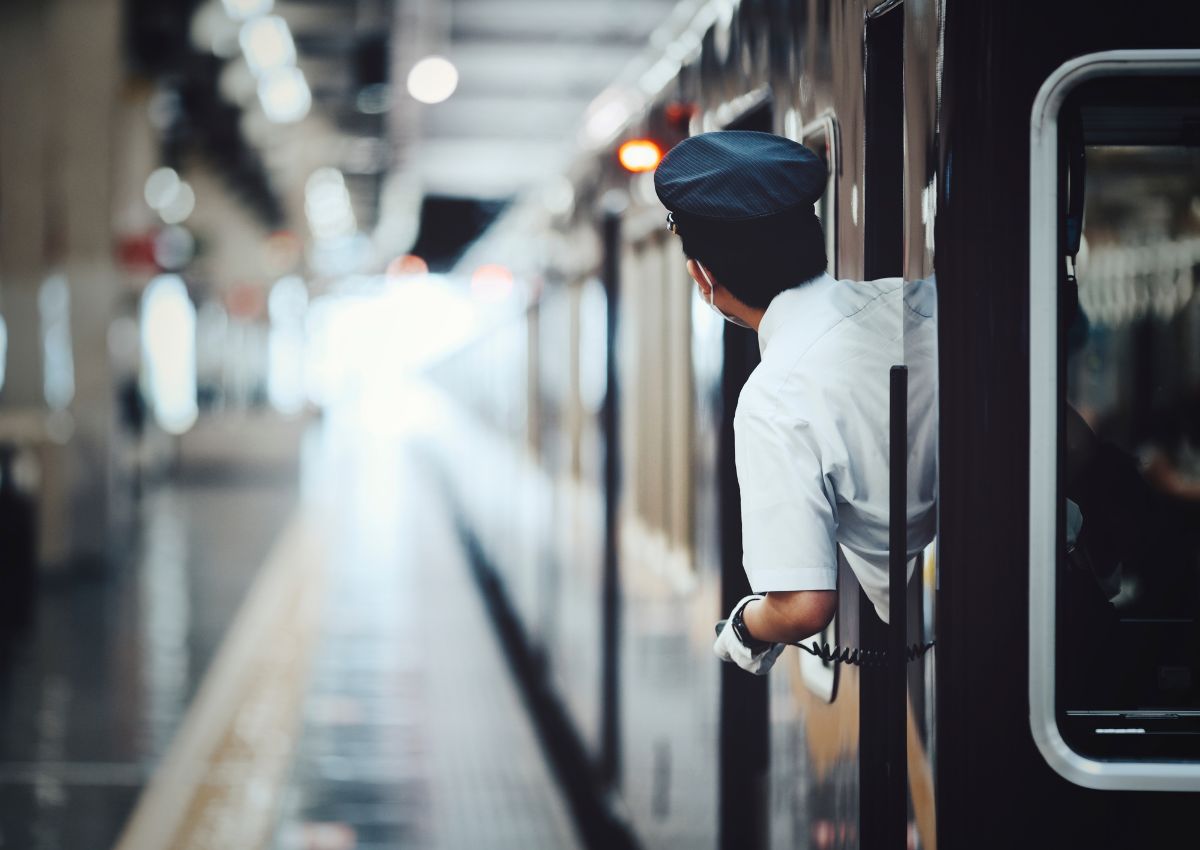 Conductor de tren en Osaka, Japón
