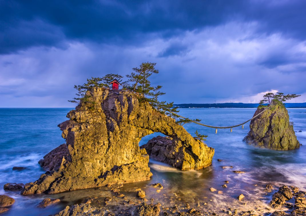 Toca Hatago Iwa, en la península de Noto en Japón