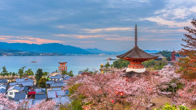 Isla de Miyajima y el santuario de Itsukushima 