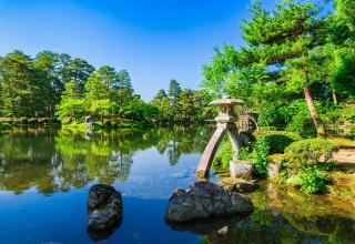 Jardín Kenroku-en, uno de los tres grandes jardines de Japón