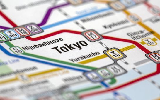 Mapa del metro de Tokio con líneas y estaciones