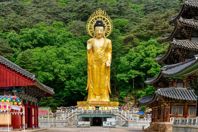 Buda de Templo Beopjusa, Songnisan 