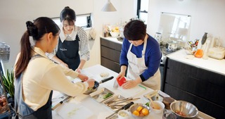 Cocinar en una cocina japonesa