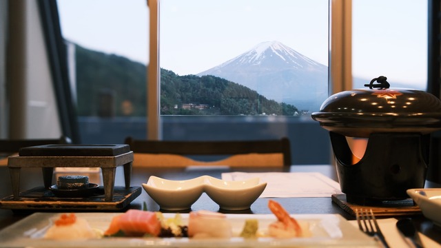 Almuerzo con vistas al monte Fuji