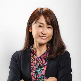 Yumiko Tabuchi, Asesor de viajes
