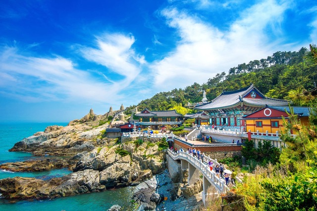 Templo Haedong Yonggungsa en Busan, Corea del Sur 
