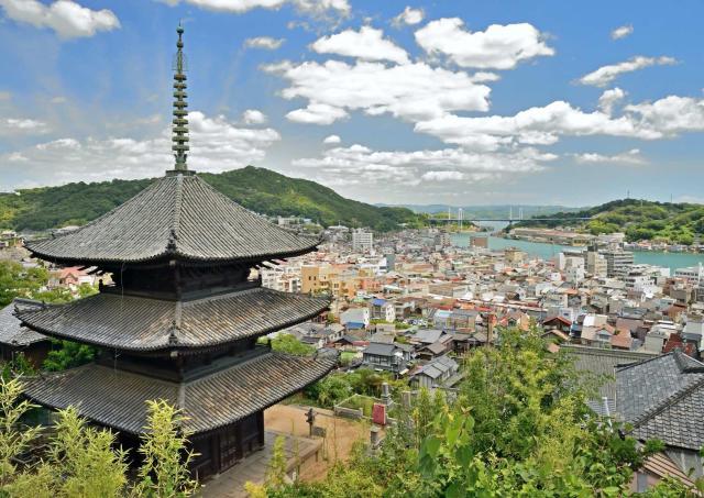 Templo Ten'neiji con vistas a Onomichi