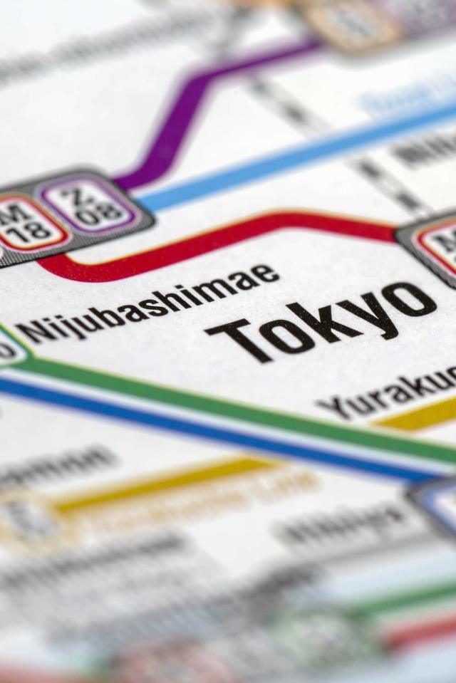 Mapa del metro de Tokio con líneas y estaciones