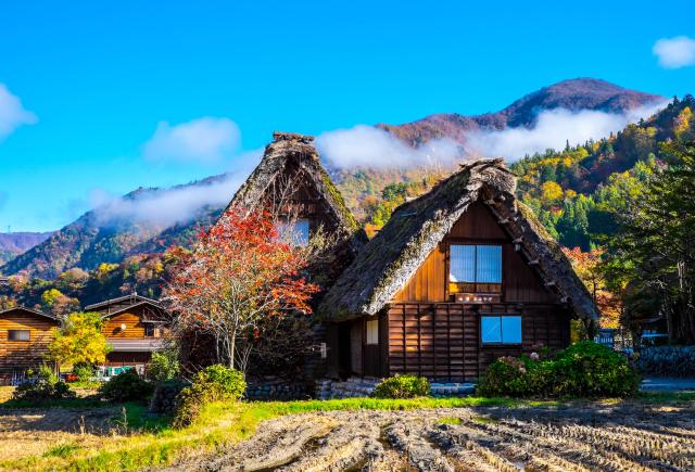 Paisajes otoñales, pueblo de Shirakawa-go