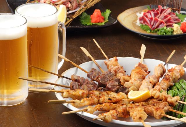Cerveza y yakitori en Hakuba
